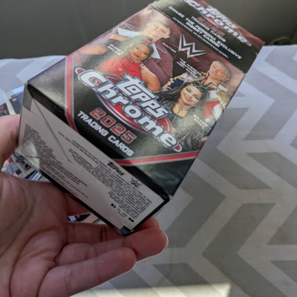 13 Topps WWE Chrome Trading Cards with Box - Picture 5 of 5
